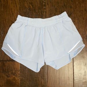 COPY - Lululemon Hotty Hot 4” Lined — Daydream (6)